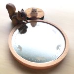 画像2: 【名入れ可能】 木製ねこミラー９ｃｍ 円形 手鏡 丸 無垢 猫 ネコ (2)